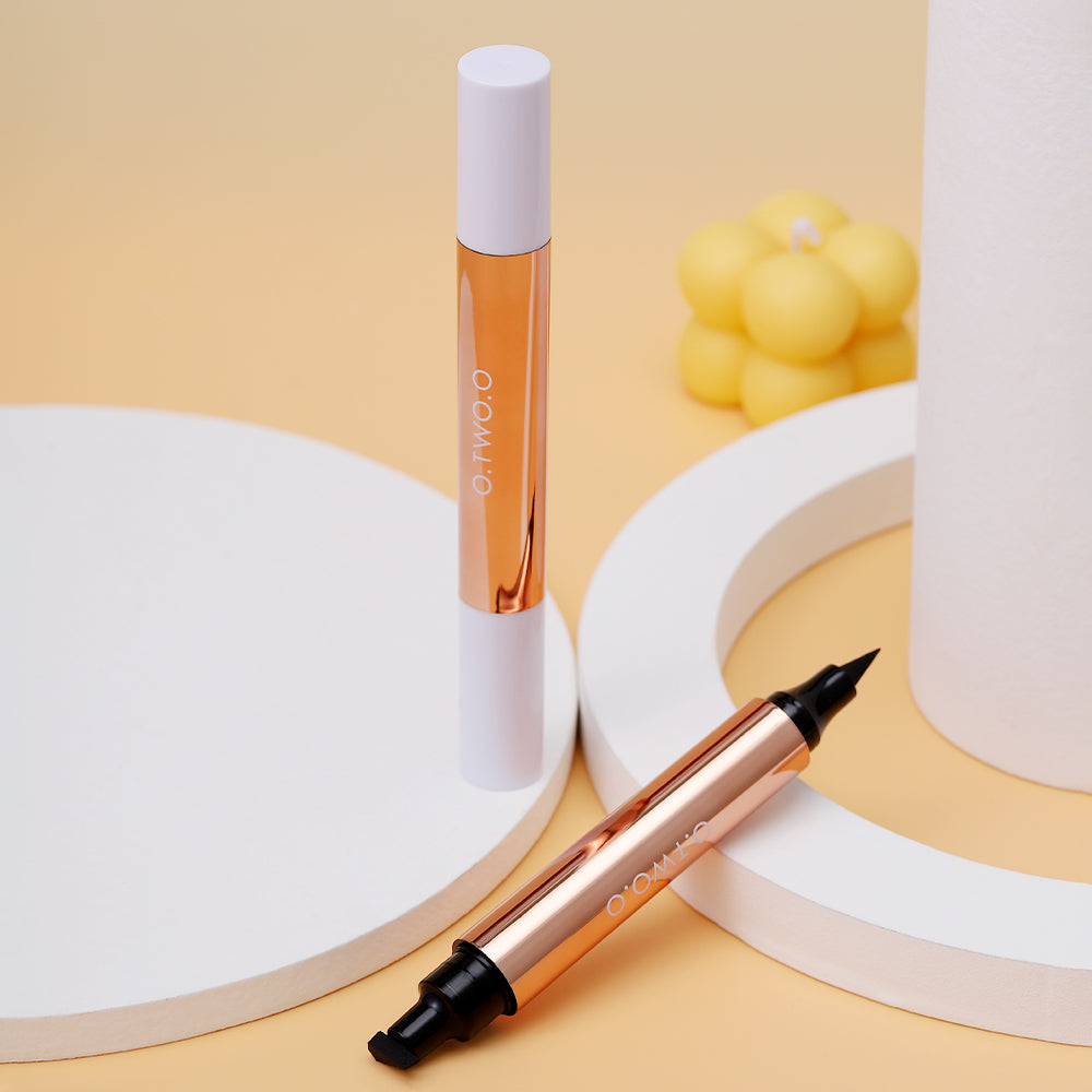 O.TWO.O CAT-EYE STAMP EYELINER