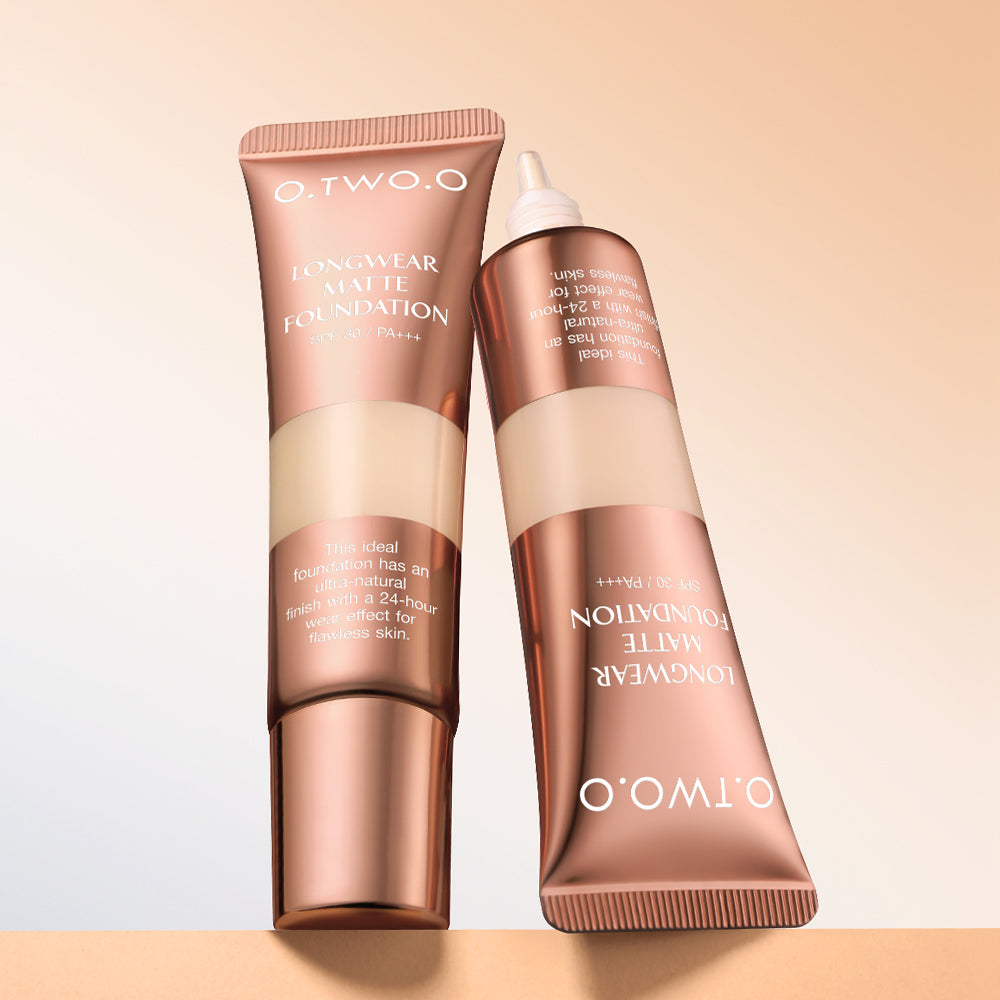 O.TWO.O ULTRA LONGWEAR MATTE FOUNDATION