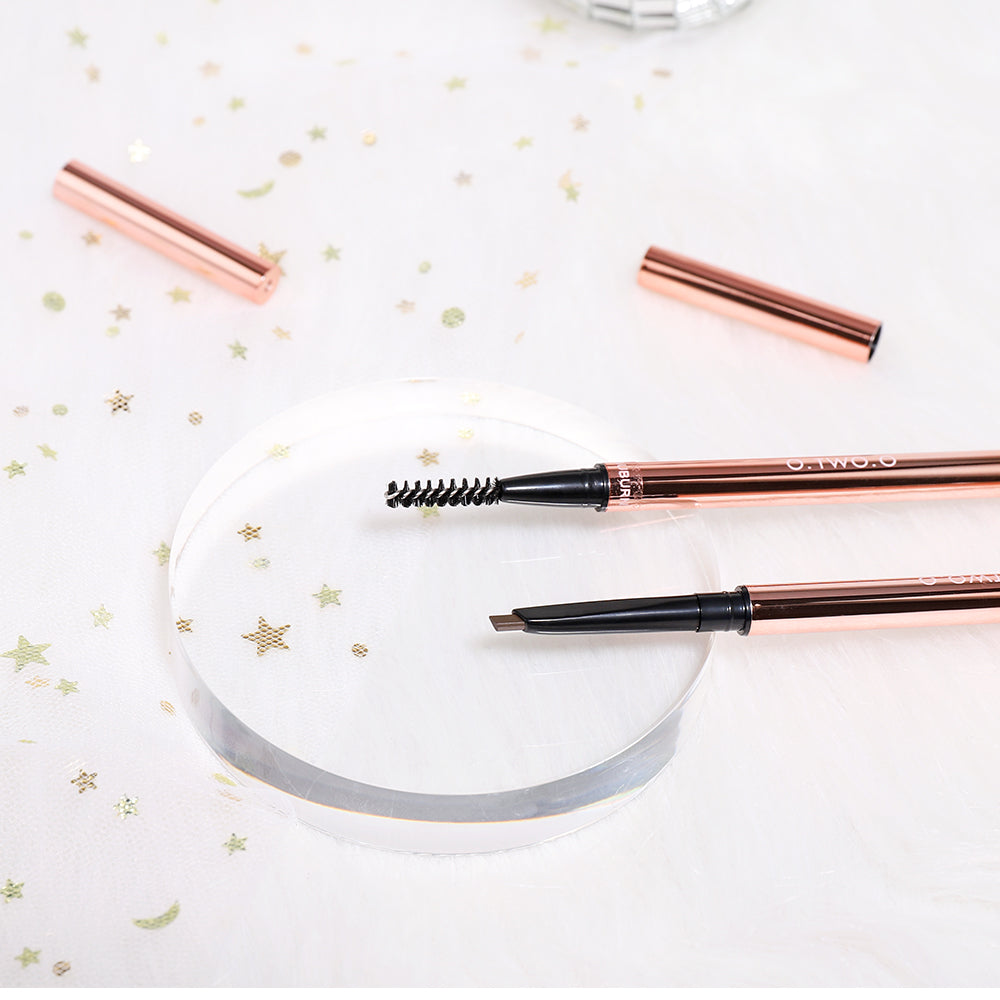 O.TWO.O FINE TRIANGLE EYEBROW PENCIL