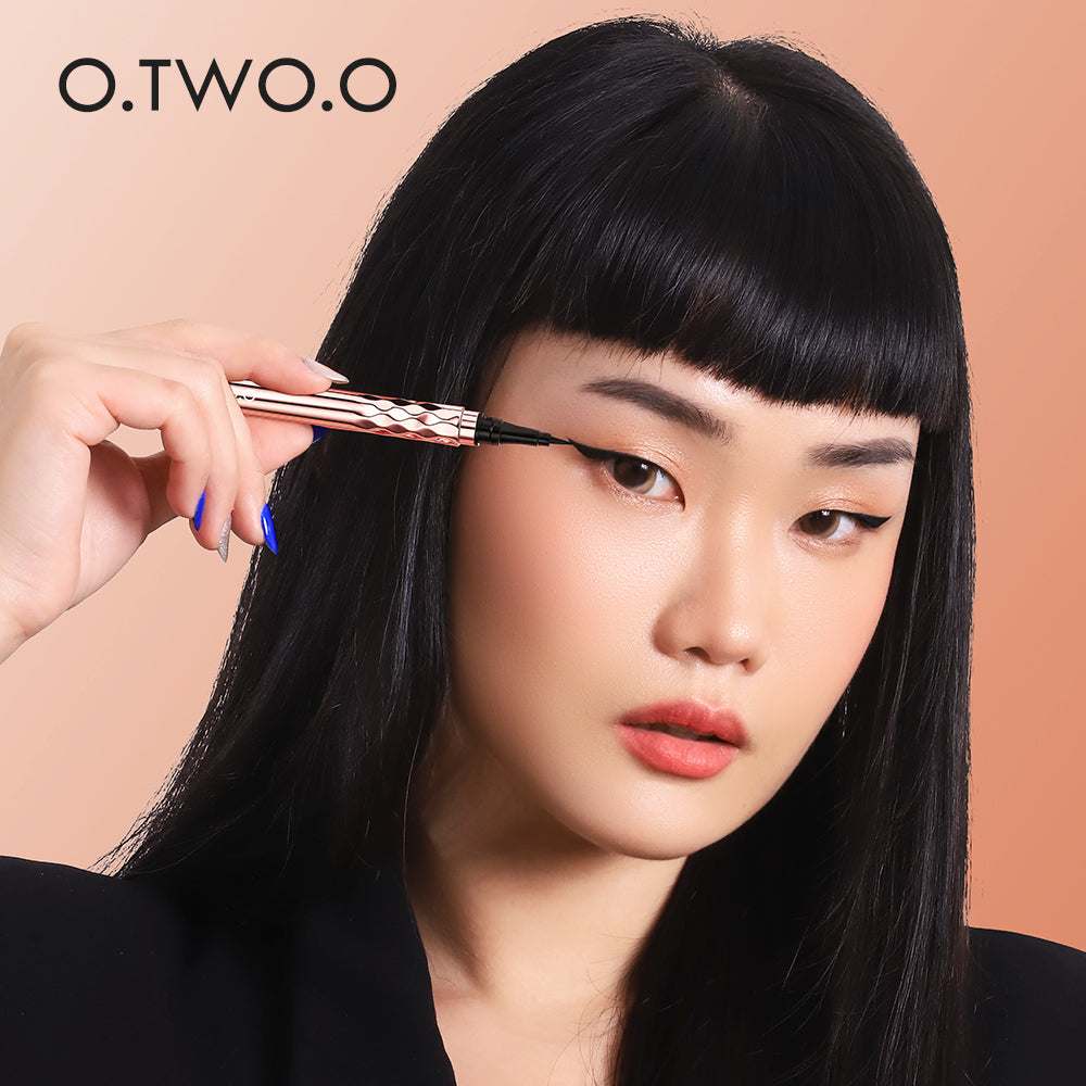 O.TWO.O GOLD EMBROIDERY EYELINER