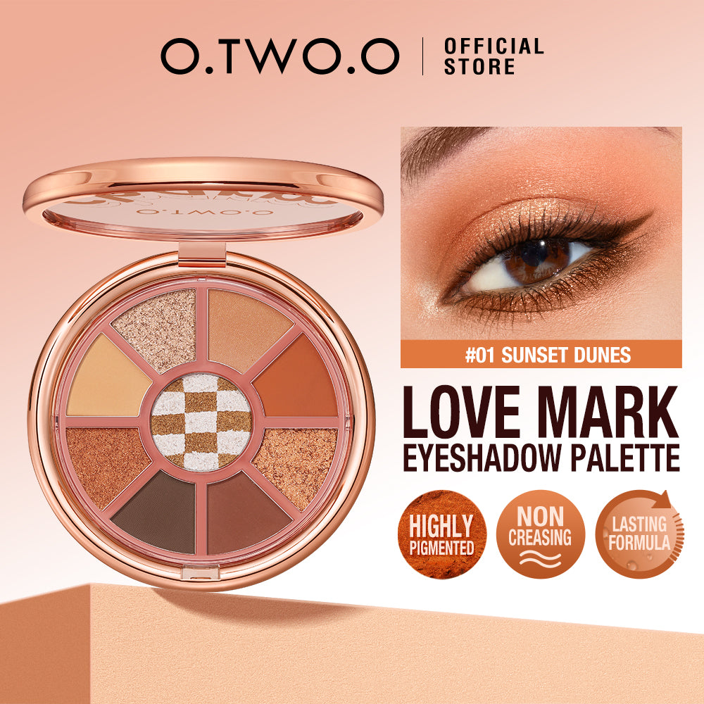 O.TWO.O CHARM LOVE MARK EYESHADOW PALETTE