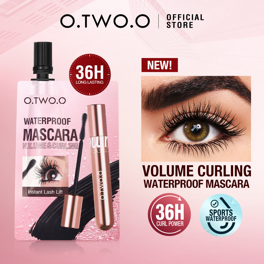 O.TWO.O WATERPROOF VOLUME CURLING MASCARA TESTER
