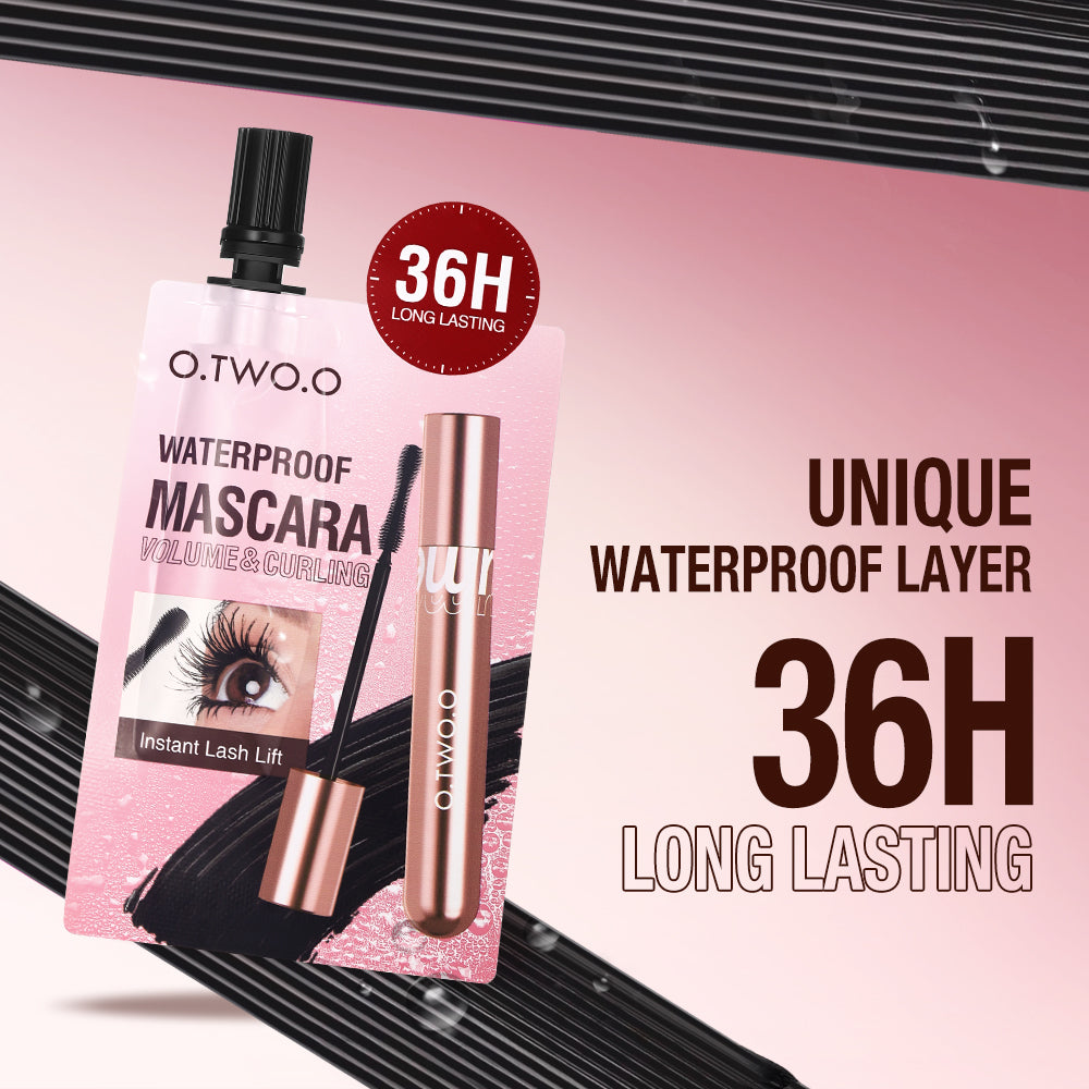 O.TWO.O WATERPROOF VOLUME CURLING MASCARA TESTER