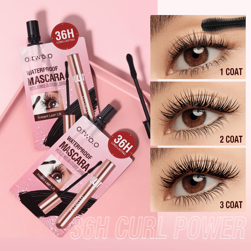 O.TWO.O WATERPROOF VOLUME CURLING MASCARA TESTER