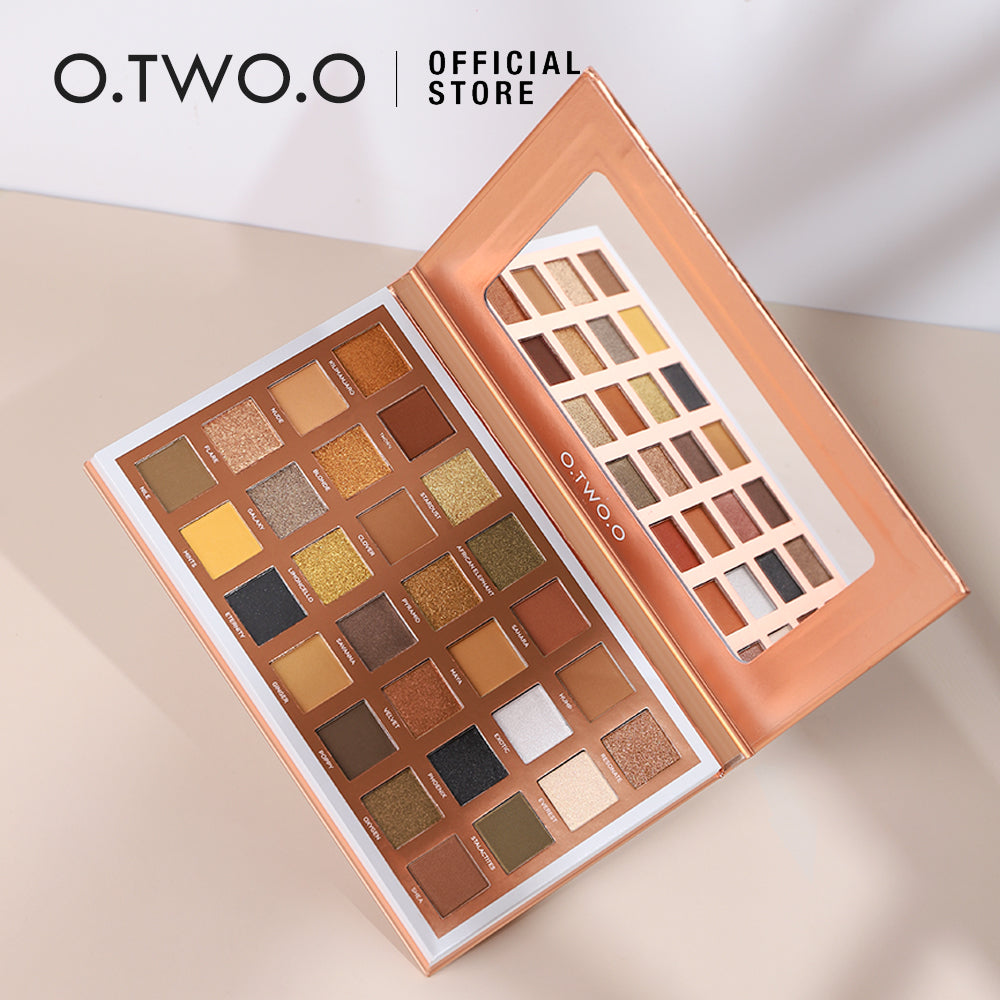 O.TWO.O EYE ESSENCE PALETTE (28 COLORS EYESHADOW)