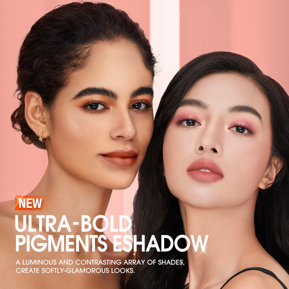 O.TWO.O CHARM LOVE MARK EYESHADOW PALETTE