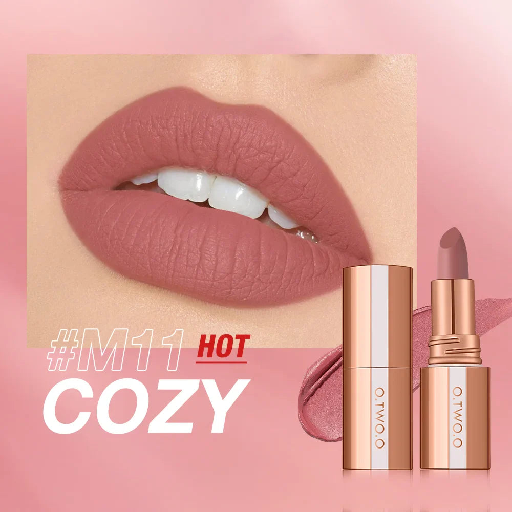 O.TWO.O MISTY KISS LOCK COLOUR MATTE LIPSTICK