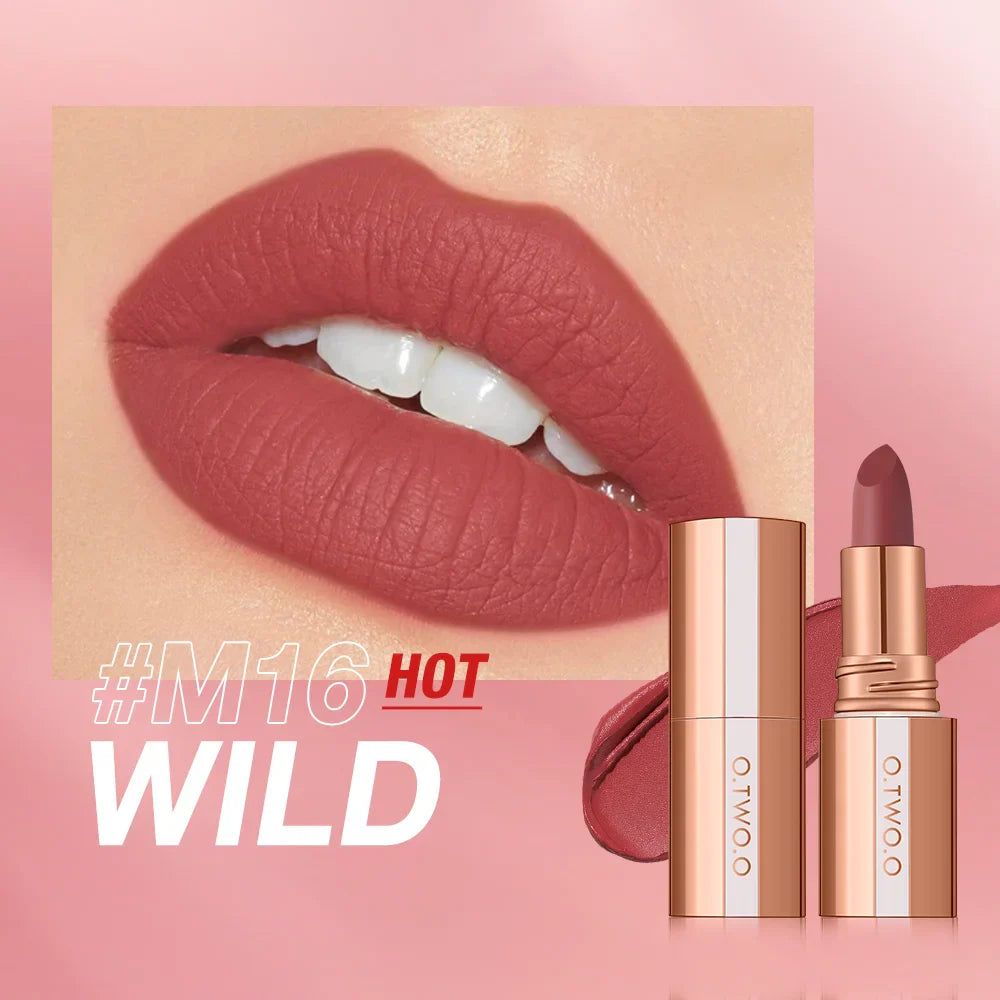 O.TWO.O MISTY KISS LOCK COLOUR MATTE LIPSTICK